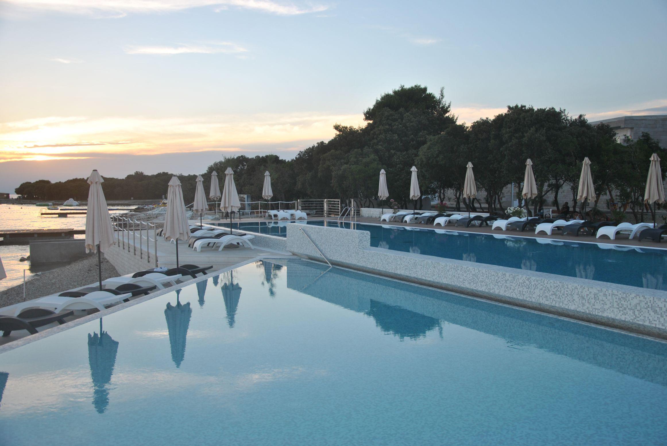 Sunnyside Apartments Resort بيتريتْشاني المظهر الخارجي الصورة