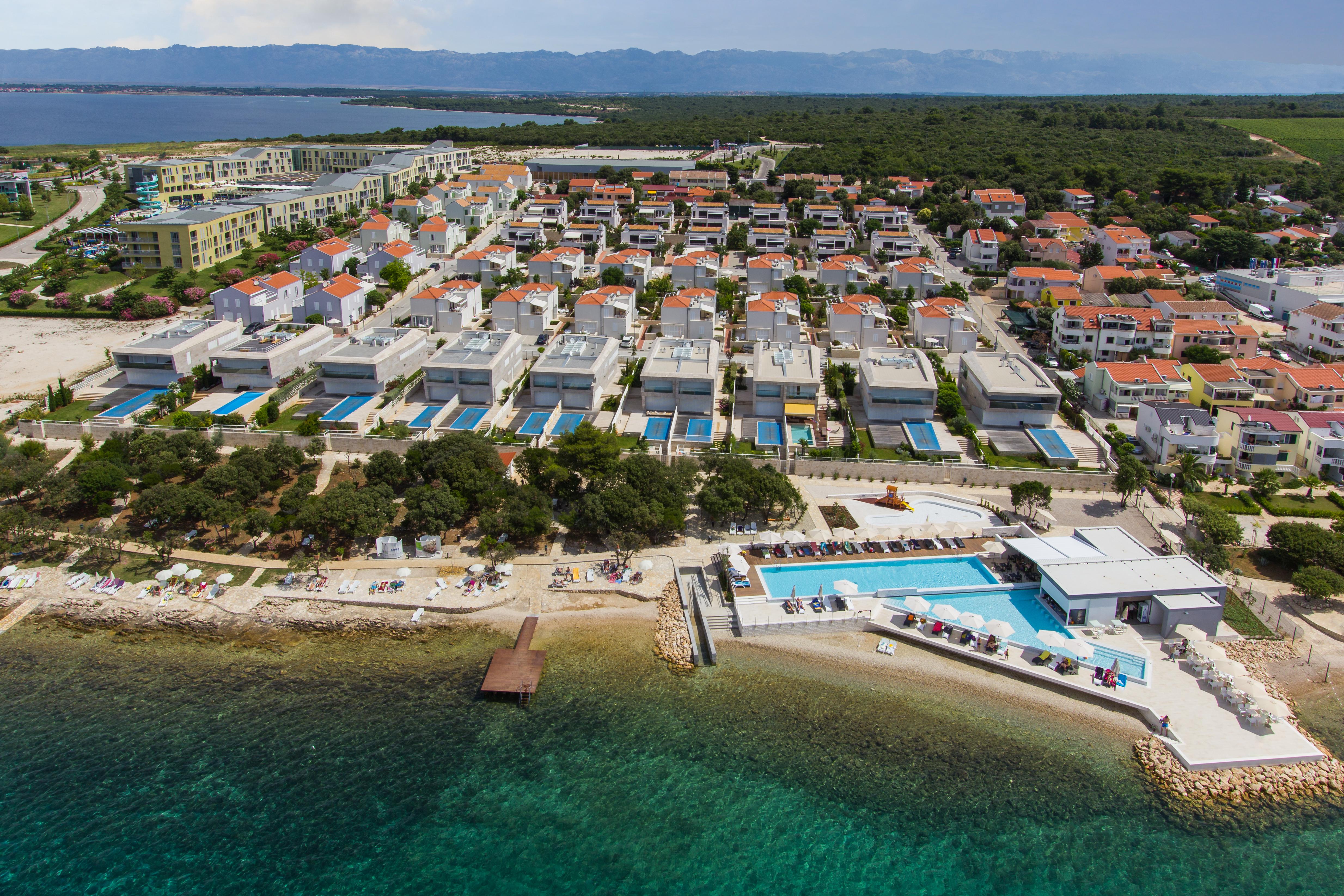 Sunnyside Apartments Resort بيتريتْشاني المظهر الخارجي الصورة