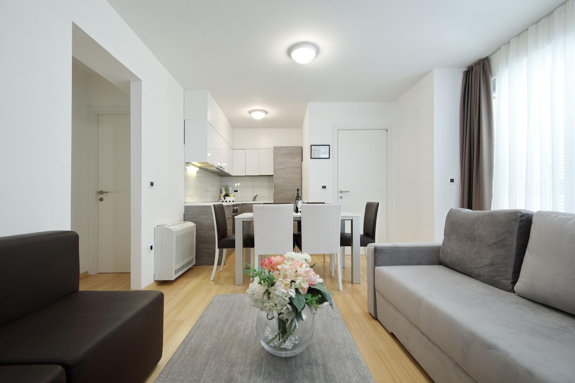 Sunnyside Apartments Resort بيتريتْشاني المظهر الخارجي الصورة