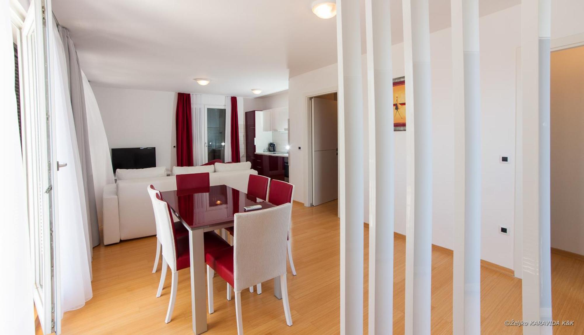 Sunnyside Apartments Resort بيتريتْشاني المظهر الخارجي الصورة