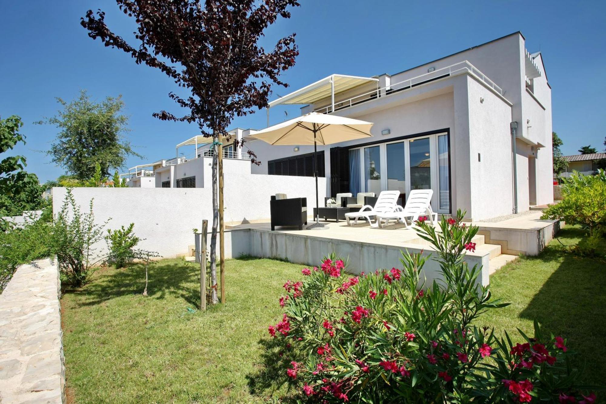 Sunnyside Apartments Resort بيتريتْشاني المظهر الخارجي الصورة