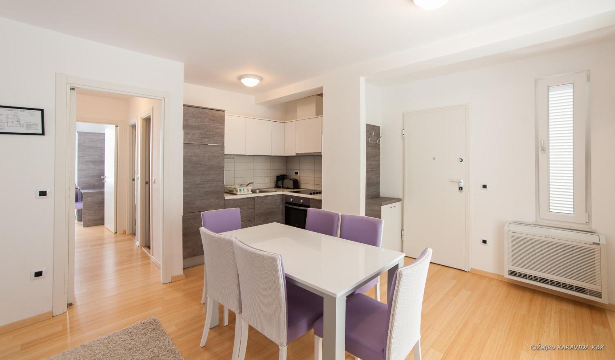 Sunnyside Apartments Resort بيتريتْشاني الغرفة الصورة