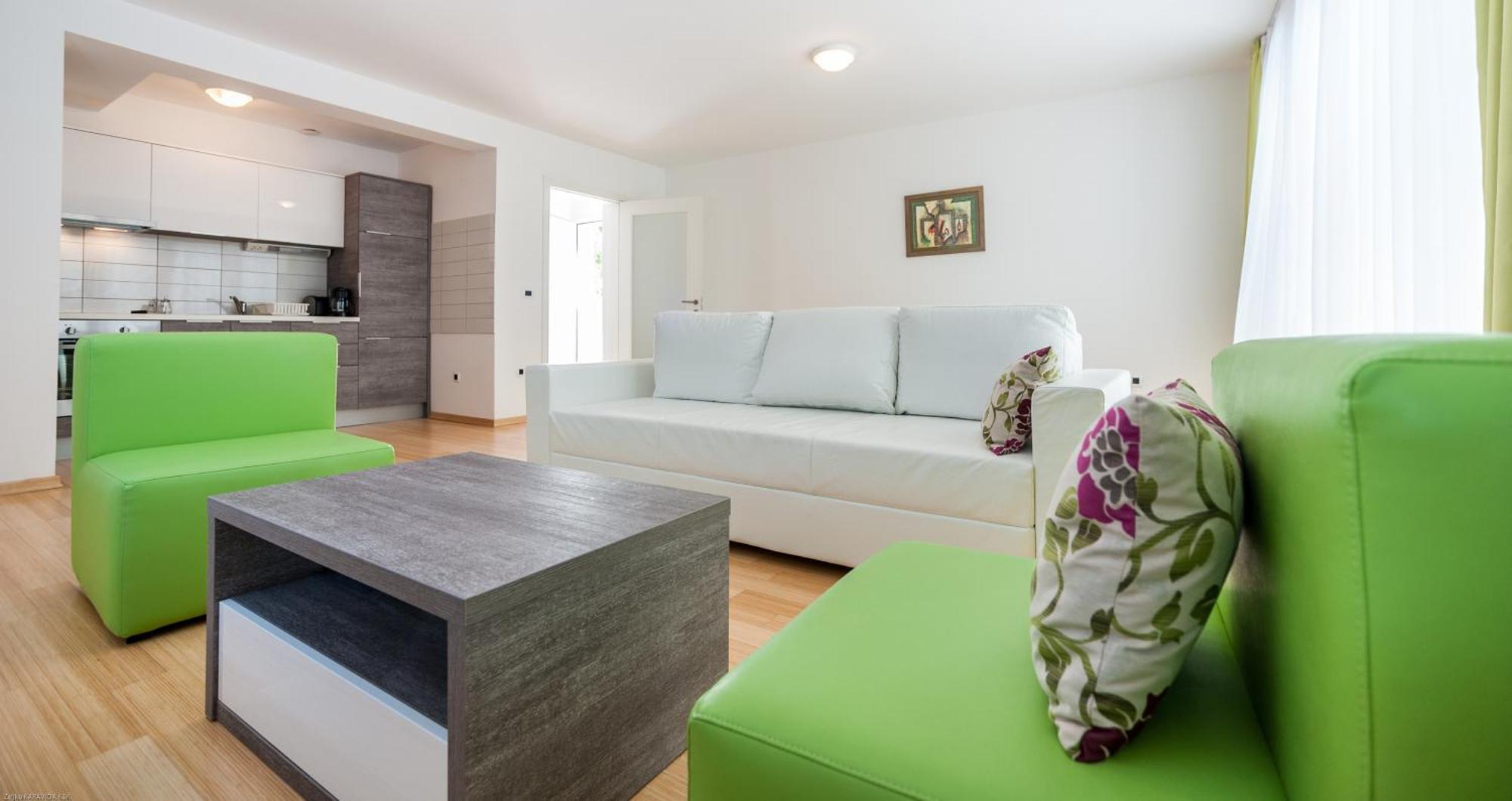 Sunnyside Apartments Resort بيتريتْشاني الغرفة الصورة
